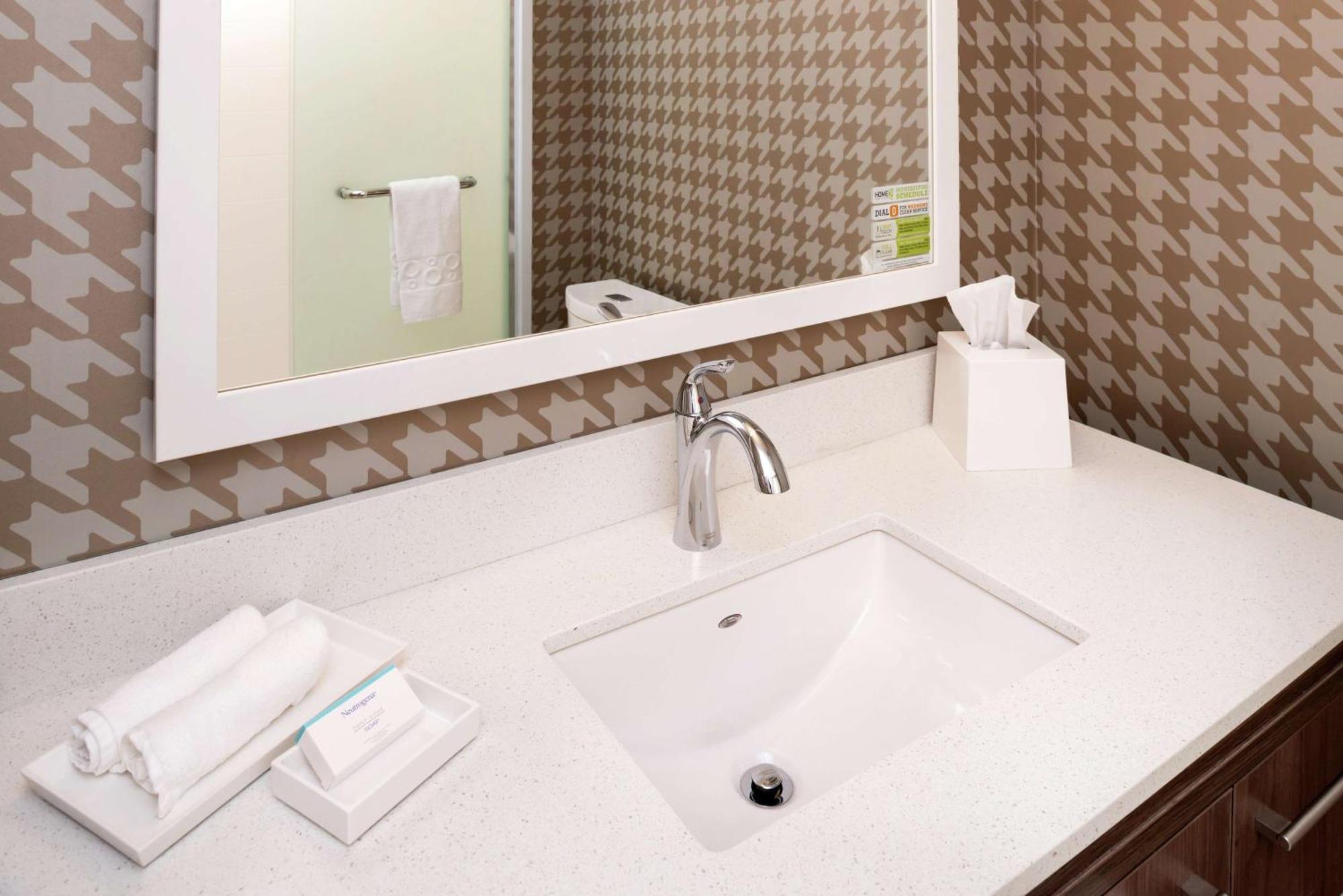 Home2 Suites By Hilton New Albany Columbus Екстер'єр фото