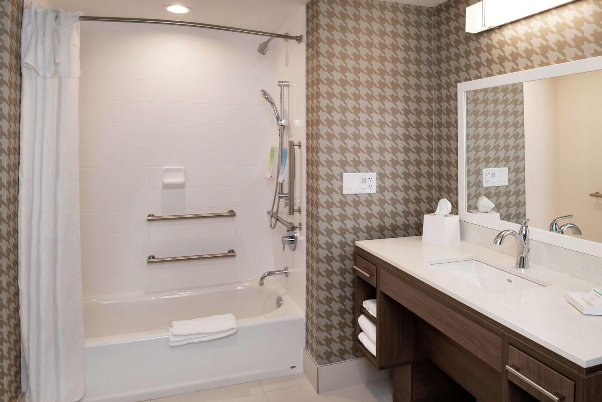 Home2 Suites By Hilton New Albany Columbus Екстер'єр фото